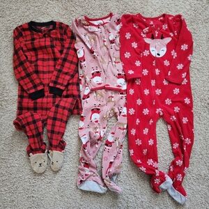 Carter's Kids Size 5T Footie Christmas Pajamas Onesie Three Pairs Girls